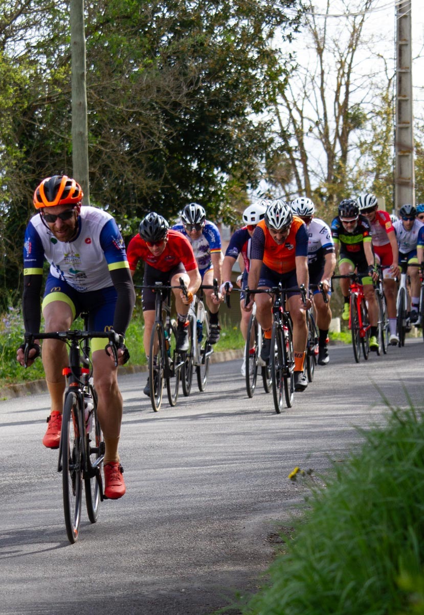 Course cycliste au village
